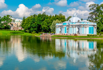 Wall Mural - Grand pond of Catherine park in summer, Tsarskoe Selo (Pushkin), St. Petersburg, Russia