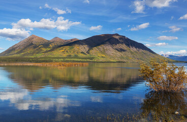 Canvas Print - Autumn lake