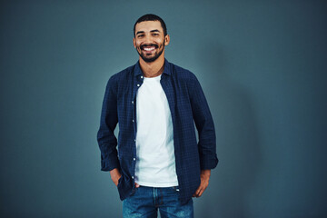 Aufkleber - Professional and confident. Studio portrait of a confident man posing against a gray background.