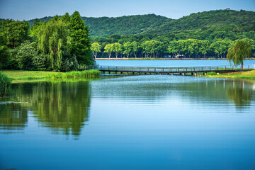 Canvas Print - Nice city park by the lake