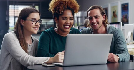 Aufkleber - Laptop, college friends and video call with students together for research, assignment or webinar. Diversity women and a man wave at table with internet for learning, education or studying at campus