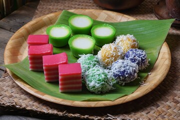 Malaysia's popular assorted sweet dessert