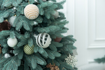 Canvas Print - new year cozy home interior with christmas tree and garlands