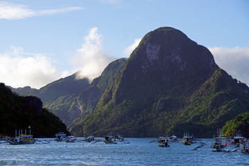 Wall Mural - massive limestone rocks at the el nido archipelago