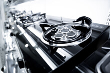 Domestic Kitchen Gas Stove Top Cooker Without Flame
