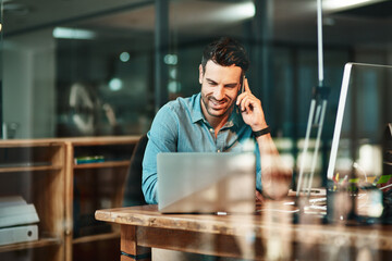 Canvas Print - Happy business man, phone call and laptop in office for conversation, communication and contact for planning. Male worker talking on cellphone at computer for mobile networking, consulting and hello