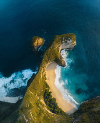 Wall Mural - aerial shot of kelingking beach on the tropical coast of the island of nusa penida, bali, indonesia