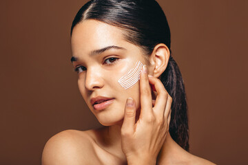 Wall Mural - Skin nourishment: Using moisturizers to do the trick