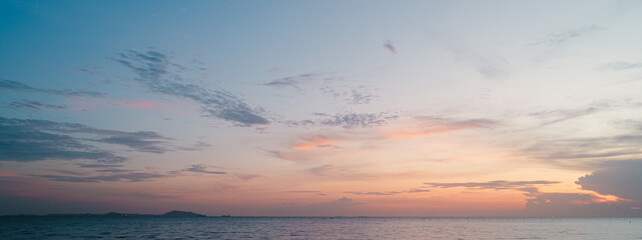 Wall Mural - sunset over the sea