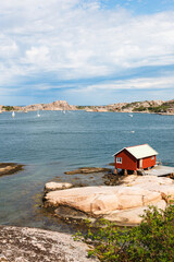 Wall Mural - Cottage in the archipelago on the Swedish west coast