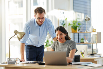 Poster - Laptop, teaching or manager coaching a happy woman for advice, leadership or research in digital agency. Learn, smile or boss helping, training or speaking of SEO data or online business to employee