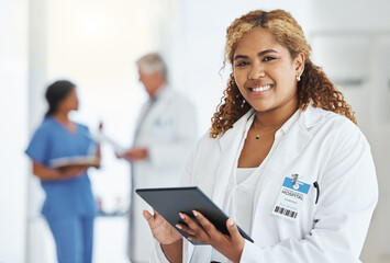 Poster - Portrait smile, woman and doctor with tablet for research, telehealth or healthcare in hospital. Technology, medical professional and face of African female surgeon with wellness app in health clinic