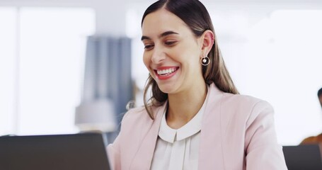 Sticker - Credit card, smile and business woman with laptop in office for online shopping, digital banking or payment. Computer, ecommerce and female professional on internet for sales, finance and fintech.