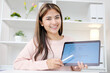© mangpor2004 - Woman study english language online by laptop computer, learning online course