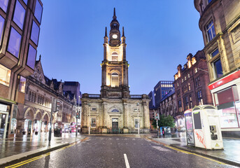 Canvas Print - George Street towards St. George's Tron Church, the Church of Scotland, located in the city centre, at Nelson Mandela Place.