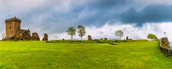 Canvas Print - Panorama de la Forteresse de Polignac