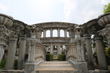 Fototapeta Uliczki - Eingang zum Kolosseum in Tarlac, Region Pampanga, Philippinen