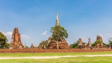 Timelapse Of Wat Mahathat Is One Of The Ayutthaya Historical Parks And Is A Popular Destination For Tourists Around The World.