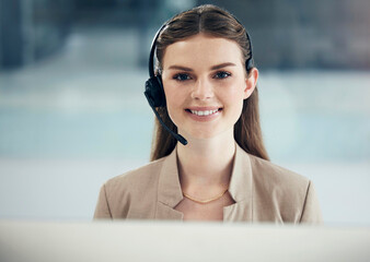 Aufkleber - customer service, portrait of woman call center agent with headset and in her modern workplace offic
