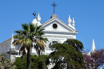 Fachada de la Iglesia de Santa Maria do Castelo, Tavira, Algarve, Portugal