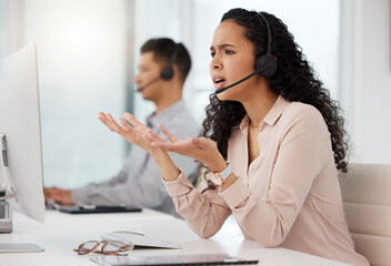 Aufkleber - Frustrated woman, call center and consulting on computer in customer service, support or telemarketing at the office. Upset female person or consultant agent talking to difficult client at workplace