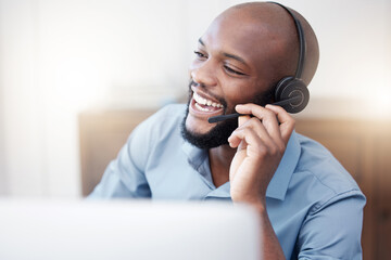 Aufkleber - Agent, call center and happy black man working on computer in the office, business in telemarketing or customer service. Businessman, face with smile and crm, conversation with client on help desk