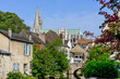 Chartres, Altstadt, Altstadthäuser, historische Häuser, Gassen, Kathedrale, Notre-Dame, Fluss, L'Eure, Kanal, Steinbrücke, Pont Taillard, Sommer, Frankreich