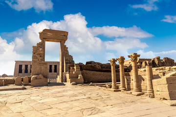 Wall Mural - Dendera temple in Luxor, Egypt