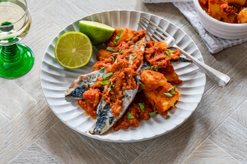 Canvas Print - Fried mackerel with spicy sauce and bomay potatoes