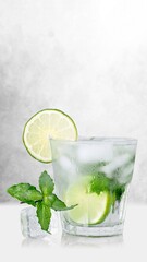 Canvas Print - Gin tonic tasty alcoholic cocktail with lime and ice