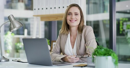 Fototapete - Laptop, face or happy businesswoman with smile, online research or positive mindset in administration. Digital, portrait or hr manager with happiness, success or confidence in office at company