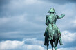 Sztokholm, pomnik króla Karola XIV Jana na tle nieba