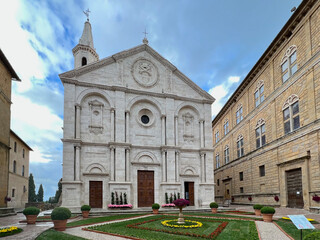 Wall Mural - The facade and garden of Pienza Cathedral in Italy