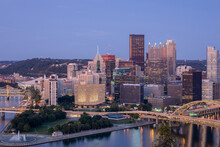 Cityscape Of Pittsburgh And Evening Light. Fort Pitt Bridge In The Background. Beautiful Pittsburgh Skyline