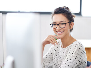 Fototapete - Happy, portrait and business woman in office for research, website and designer. Online, entrepreneur and creative with female employee in digital agency for technology, professional and startup