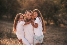 Daddy And Two Daughters , Country Life