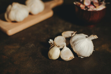 Wall Mural - fresh healthy garlic on the table