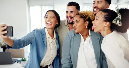 Leinwandbilder - Selfie, office team and group of people in social media post, online networking update and happy diversity. Workplace inclusion, excited influencer or gen z employees or worker in profile picture