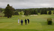 © Gareau A-M - quatre hommes au départ de golf,  foursome , golfeurs, golfeur homme,  horizontal