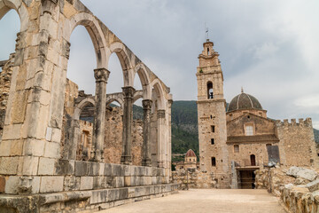 Gothic arches in a state of restoration, in the Monastery of Santa María de la Valldigna