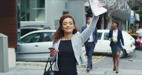 Aufkleber - Wave, business and woman in a city, taxi and appointment with location, employee and document. Female person, consultant or entrepreneur in a street, paperwork and travelling with cellphone or signal
