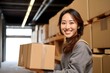 © CrioStudio - 段ボールを持つ女性　with generative ai
