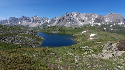 Wall Mural - lac et altitude