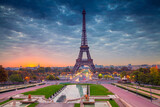Fototapeta Paryż - Cityscape image of Paris, France with the Eiffel Tower during sunrise.
