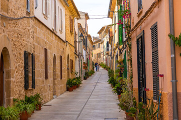 Naklejka na meble Captivating Cityscape: Embracing the Historic Charm
