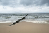 Fototapeta Tęcza - morze bałtyckie w pochmurny dzień