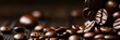無数のコーヒー豆の粒クローズアップ、パノラマ写真、ボケ背景