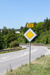 Verkehrszeichen an der Bundesstraße 312 bei Zwiefalten