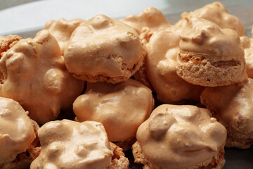 Wall Mural - Crunchy homemade cookies on glass plate on gray background