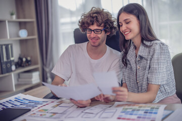 Mobile app developers collaborates to brainstorm, select ideas, optimizing procedure. Picking the best options, ensuring scalable, user-friendly interfaces. Prototyping functionality, color choices.
